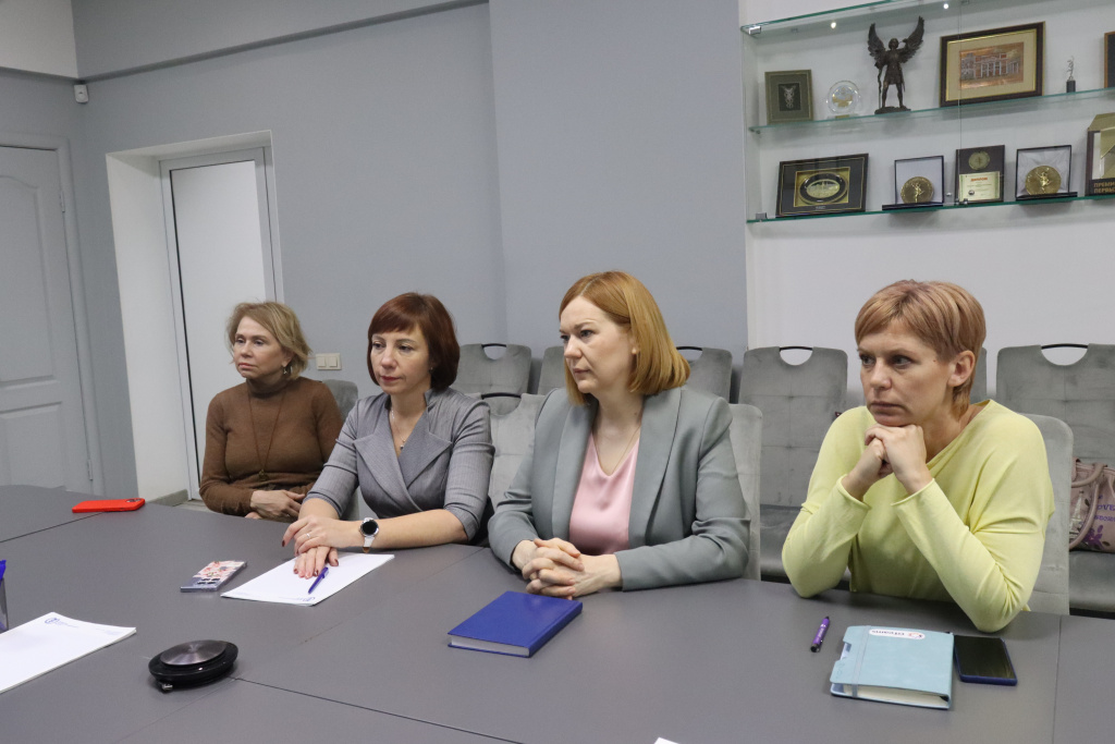 Участники Гильдии консалтинга.JPG