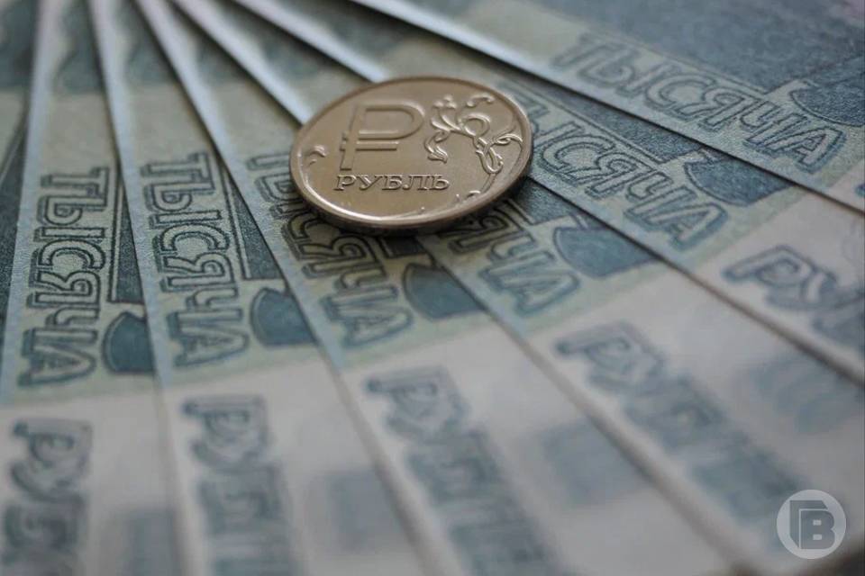 Азартную волгоградку осудят за кражи и мошенничество