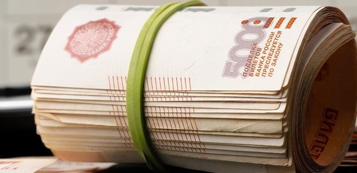 Пенсионерка поверила мошенникам и потеряла более 5 млн рублей