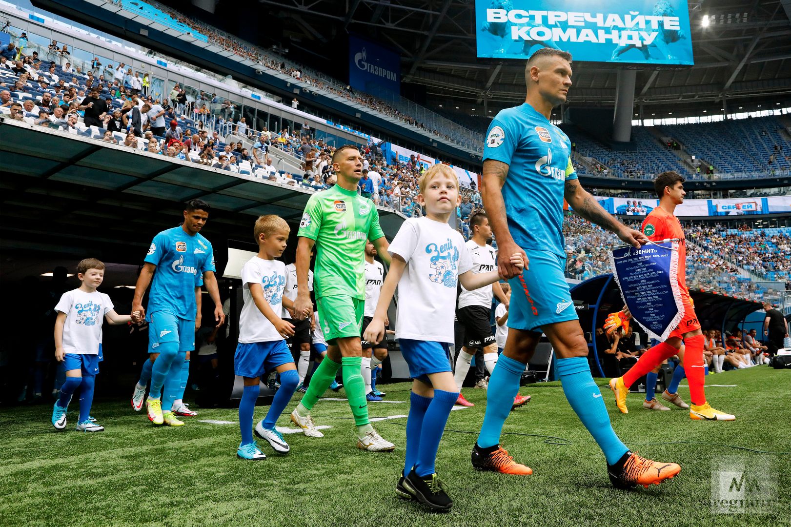 фк торпедо в фнл. торпедо 2 футбольный клуб. фк торпедо команда. торпедо 2 футбольный клуб. футбольная команда торпедо москва.