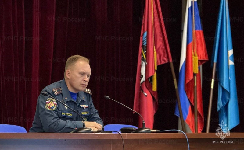 В столичном Главке МЧС России прошли занятия по профилактике дорожно-транспортных происшествий