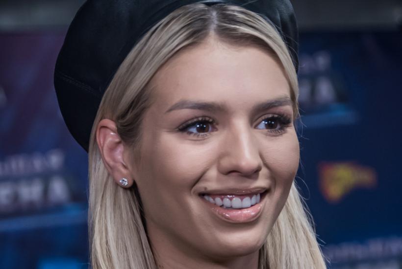 Люся Чеботина