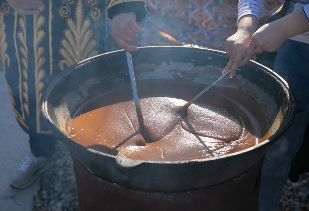 Узбекское блюдо сумаляк