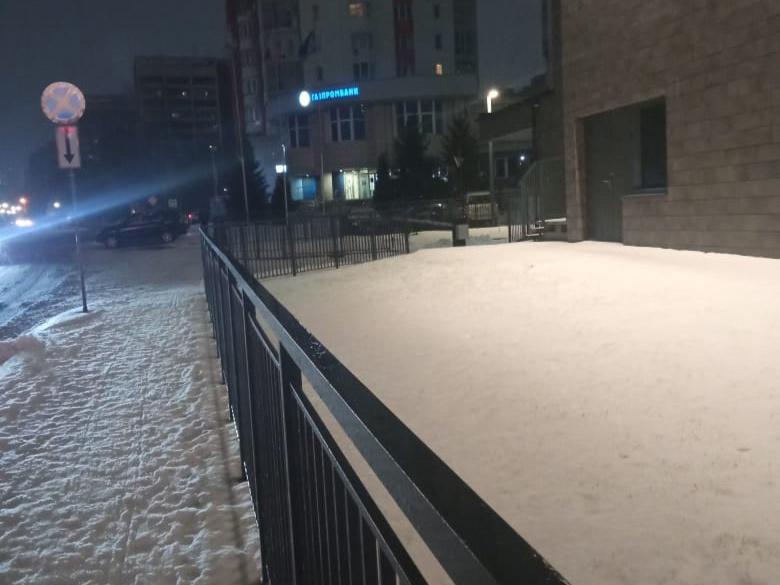 Фото Сугробы и пробки. Новосибирск за ночь завалило снегом. ОНЛАЙН 6