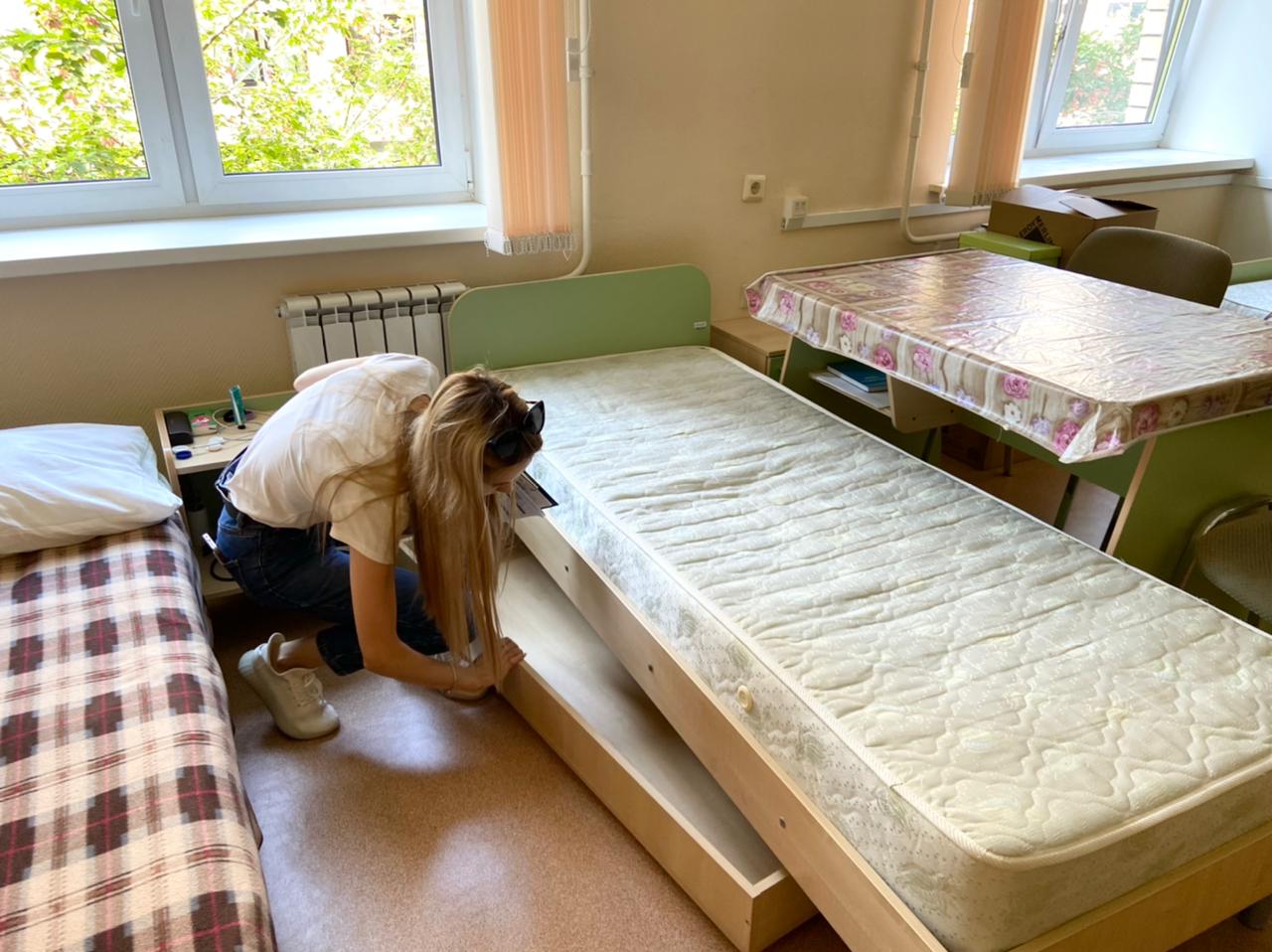 общежитие кфу деревня универсиады. комната в общежитии. поселить иногородних. иногородние студенты в общежитии. фдс 7 общежитие мгу.