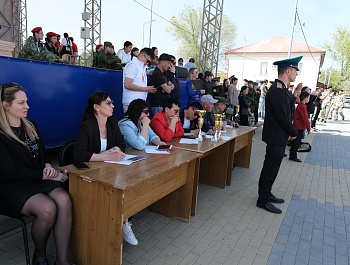 В Красноярском районе прошёл районный смотр строя и песни