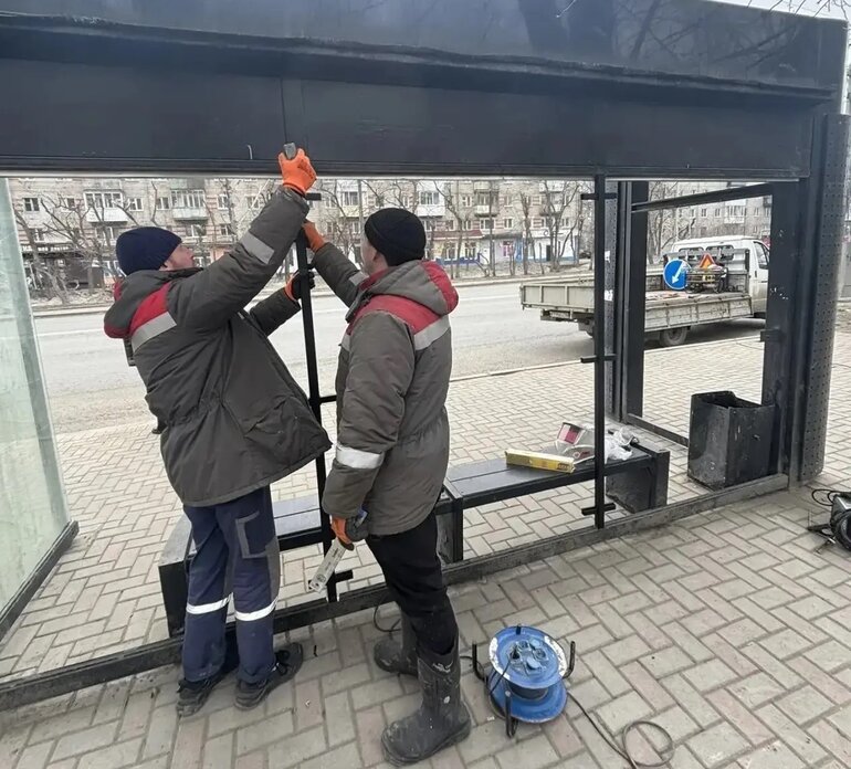 В Томске отремонтировали остановки на Кирова, Фрунзе и Сибирской