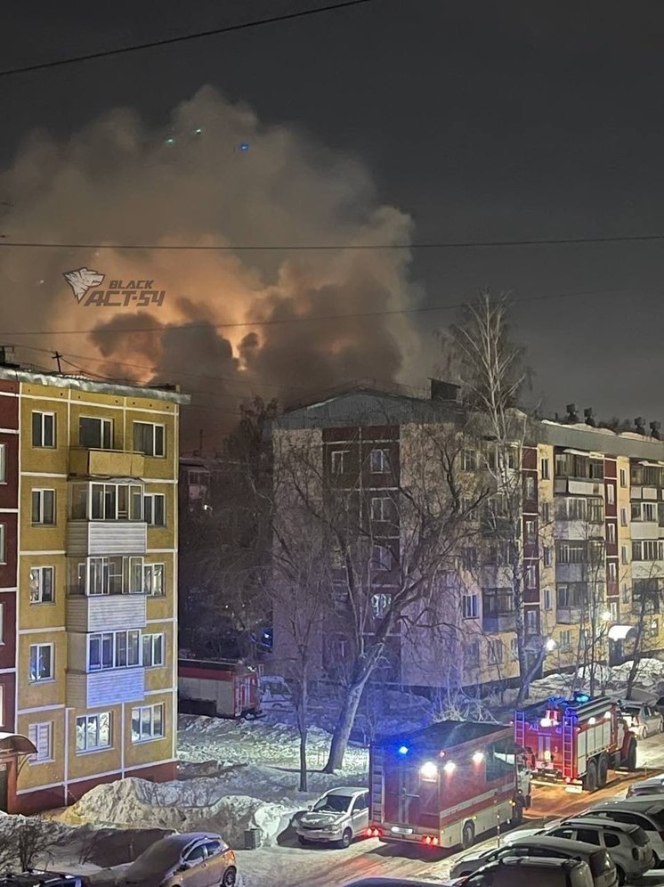 Погибла семья с ребенком: выросло число жертв пожара на Лежена в Новосибирске