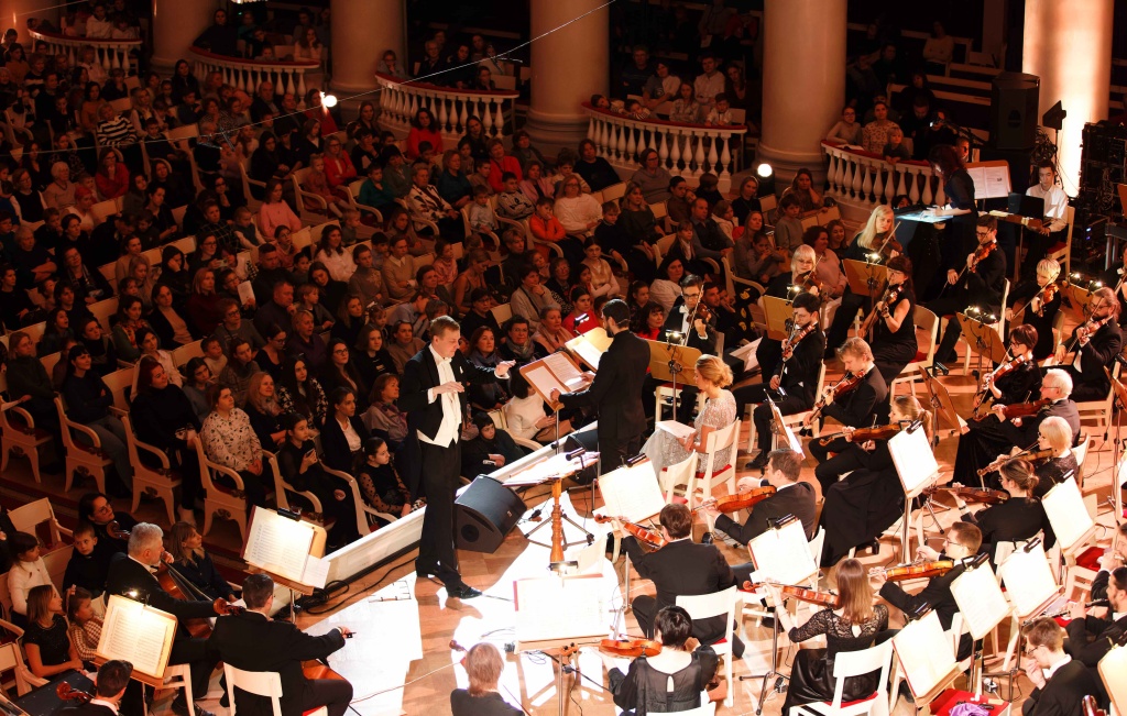 Максимов_Петр_фото_Стас_Левшин_ (1).jpg