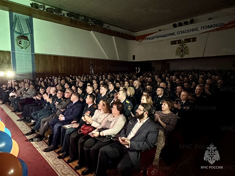 Сотрудники пожарно-спасательного гарнизона столицы отмечены государственными наградами