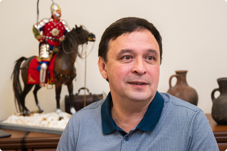 Директор института истории им. Марджани АН РТ Радик Салихов