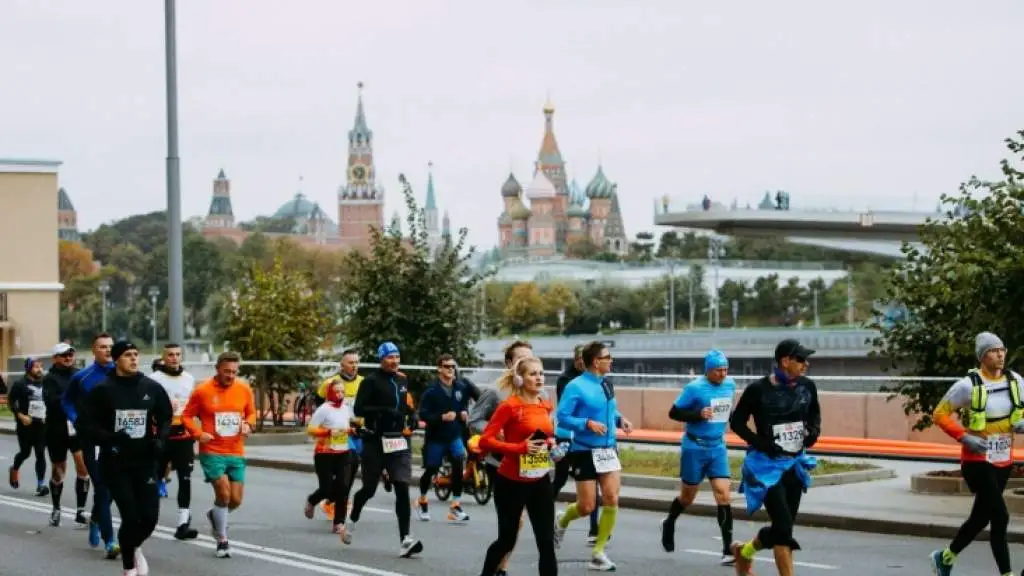 Как сделать бег более экологичным: Московский марафон, сбор и переработка пластика, экоинициатива и защита экологии