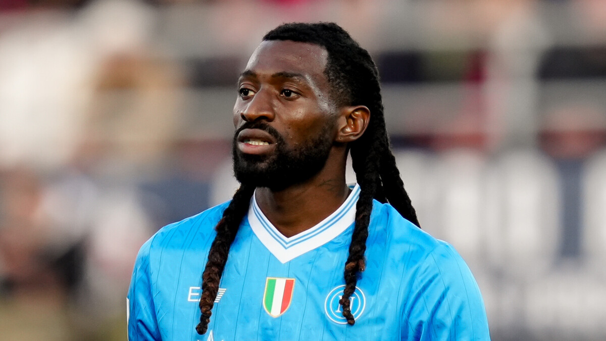 Футболист «Наполи» Замбо‑Ангуисса выбыл на три‑четыре месяца из‑за травмы бедра