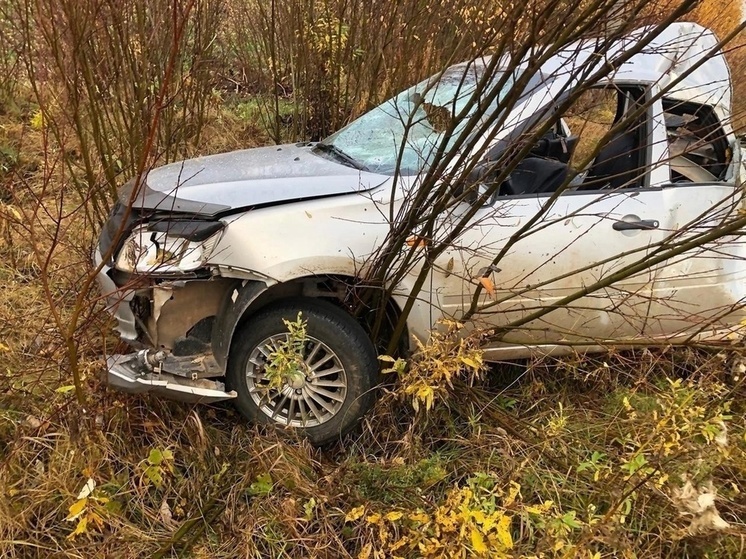 Костромские трагедии: два человека погибли в автокатастрофе на трассе Пыщуг-Боговарово