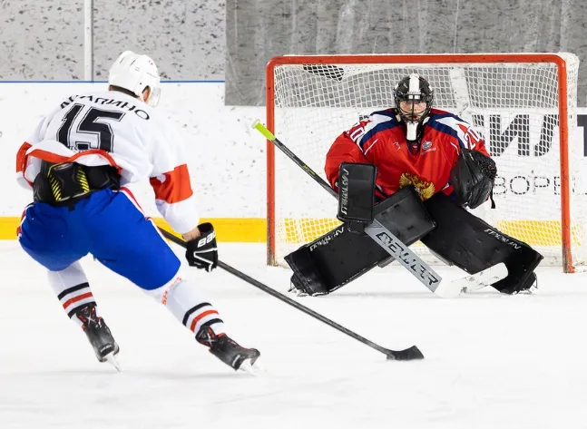 Лидер чемпионата СПбХЛ на минувшей игровой неделе выступал в режиме команд КХЛ | ФОТО предоставлено Санкт-Петербургской хоккейной лигой