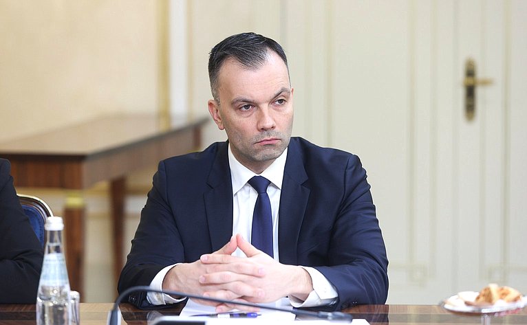 Встреча Николая Журавлева с членом Политбюро Народно-революционной партии Лаоса, Председателем Центрального комитета Лаосского фронта национального развития