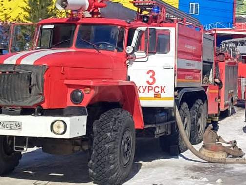 В Курске на улице Ново-Бочаровской потушили пожар в жилом доме