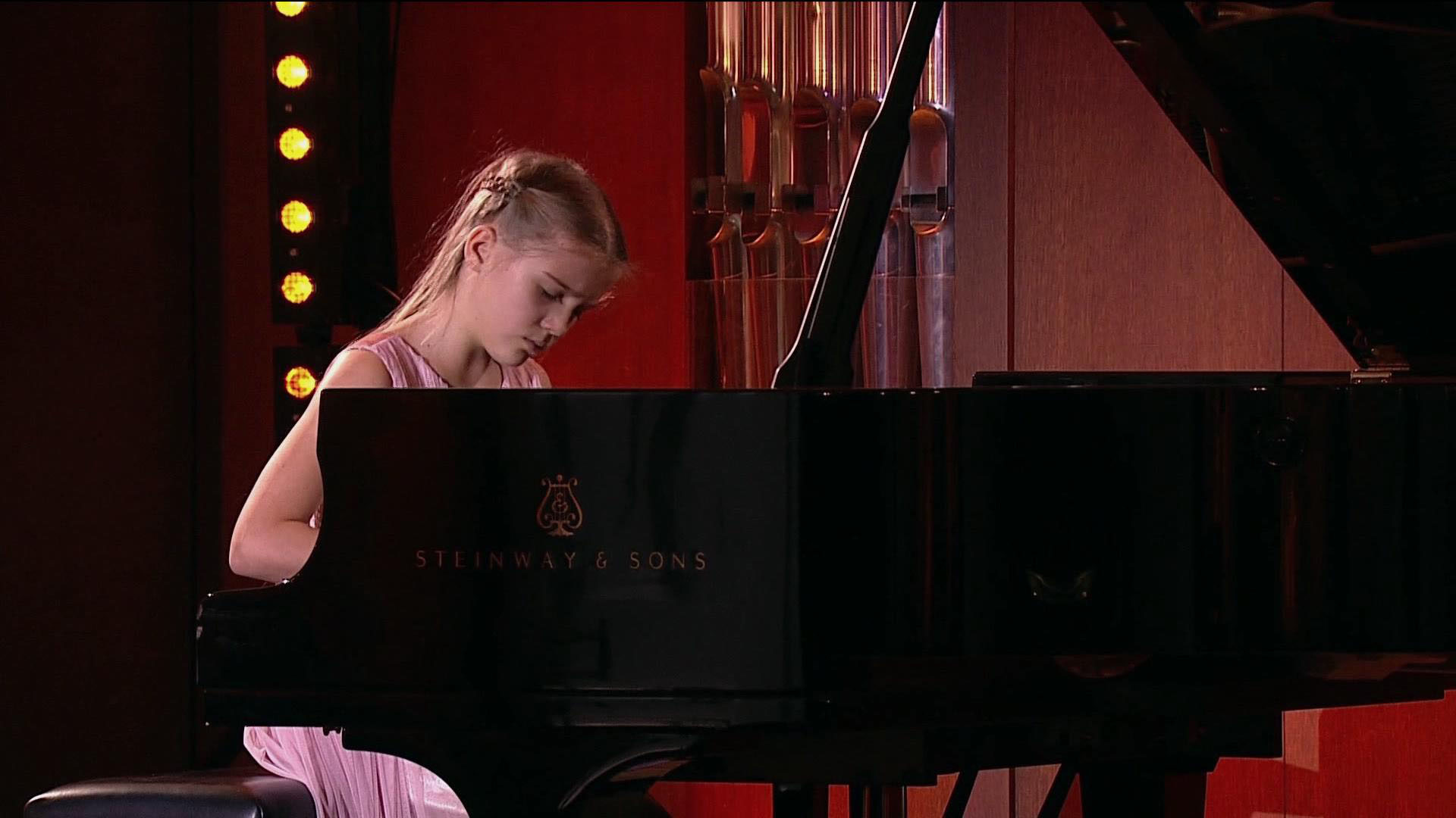 Blue system. Czar 1 klass. Sampha. 1 kla$ czar. певец ride it.