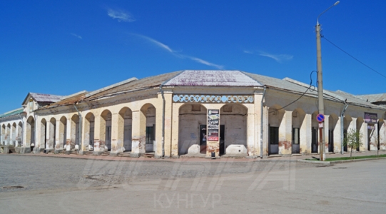 Фотография к материалу: Реконструкцией Гостиного двора в Кунгуре займется пермская строительная компания «Спарта»