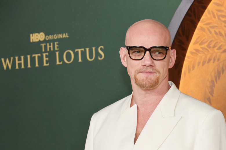 Актер Юрий Колокольников на премьере сериала «Белый лотос»