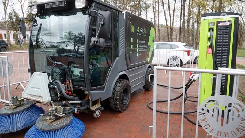 Коммунальную технику на электротяге тестируют в Ессентуках 