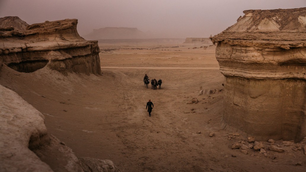 сериал «Трудно быть богом», фото