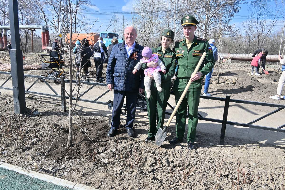 Сергей Кравчук: вместе с семьями мы делаем Хабаровск зеленее
