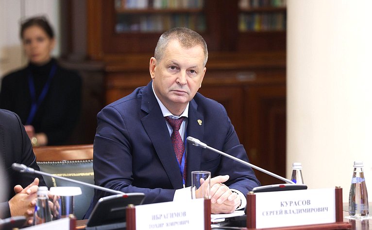 Встреча Председателя СФ Валентины Матвиенко с представителями отрасли легкой промышленности и креативных индустрий