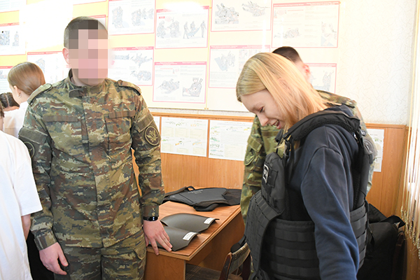 Отдел специального назначения «Восток» провел урок мужества для школьников