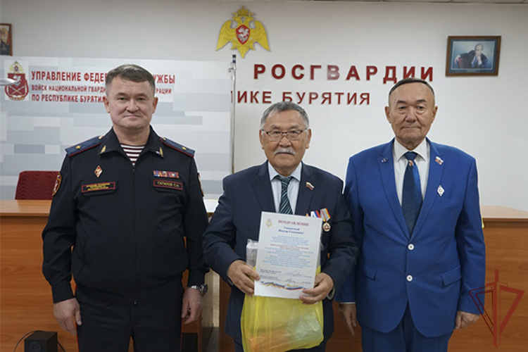 Приуроченные ко Дню пожилого человека мероприятия прошли в Восточном округе Росгвардии 