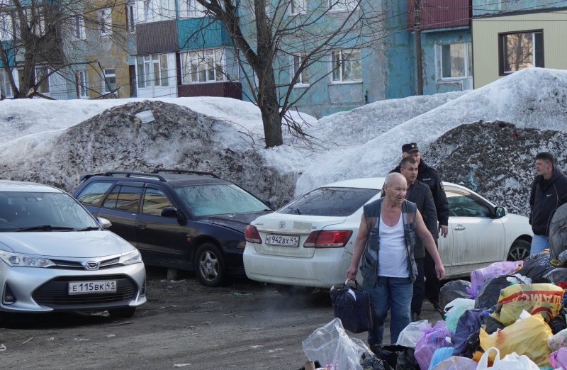 К административной ответственности привлечены нарушители, выбрасывающие мусор в неустановленные места