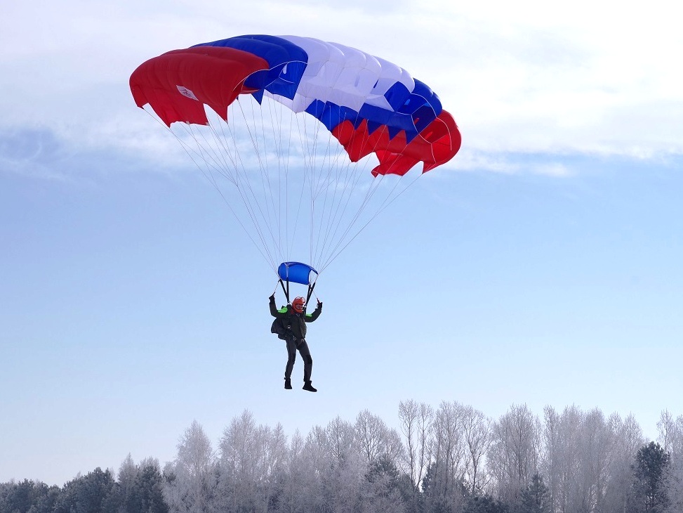 Кривошеев Константин Николаевич парашютист