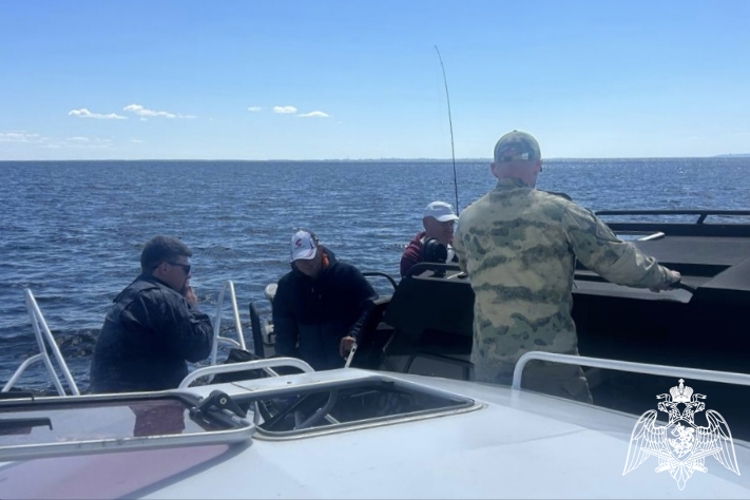 Бойцы ОМОН продолжают выявлять правонарушения на водных объектах Ульяновской области