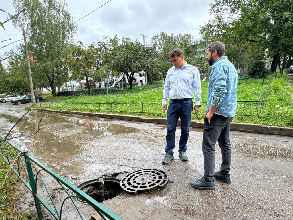 В Можайске проверили все ливневки на улицах и дворах