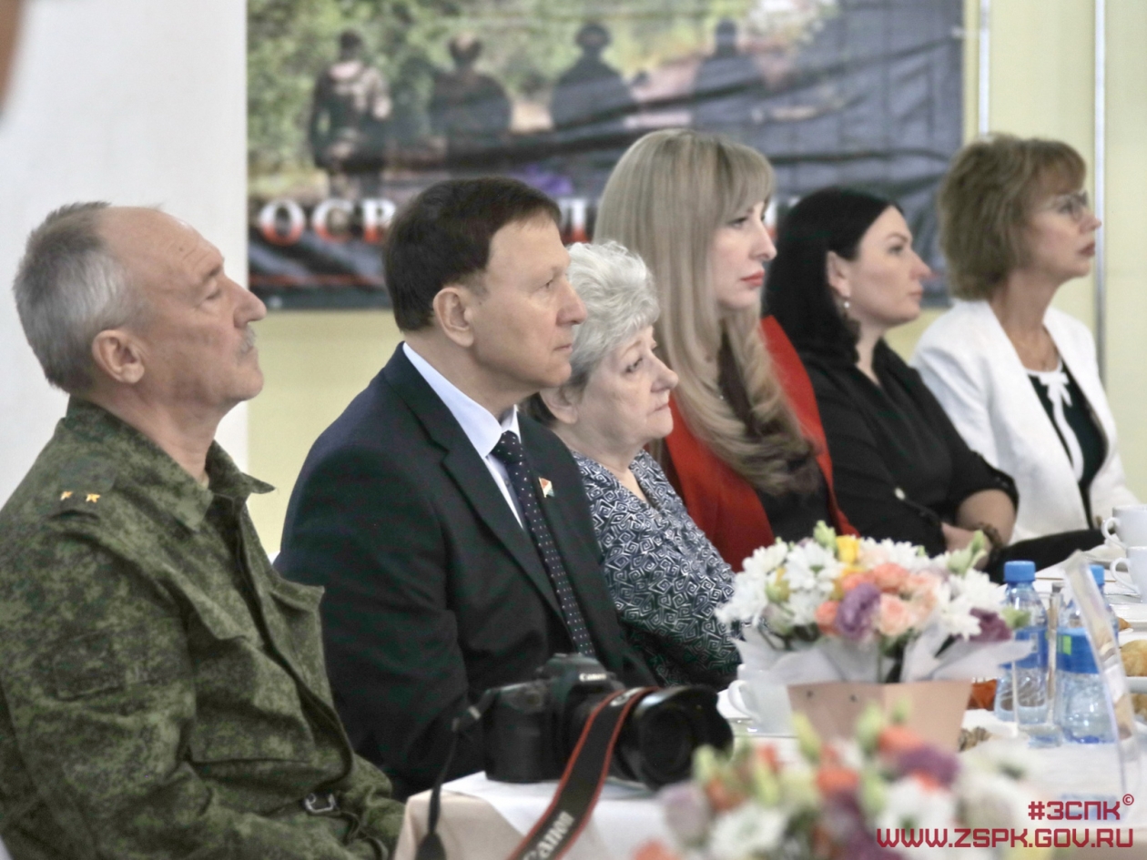 Председатель Заксобрания Приморья Александр Ролик