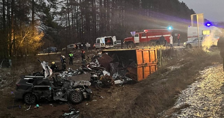 Сразу три автомобиля вылетели в кювет в Завьяловском районе