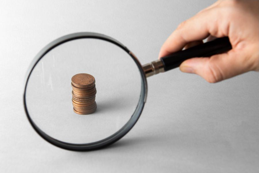 фото: freepik.com | Перегрузка: у аудиторов возникли претензии к определению подозрительных операций