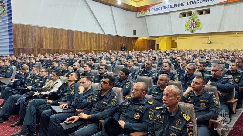 В столичном Главке МЧС России прошли занятия по профилактике дорожно-транспортных происшествий