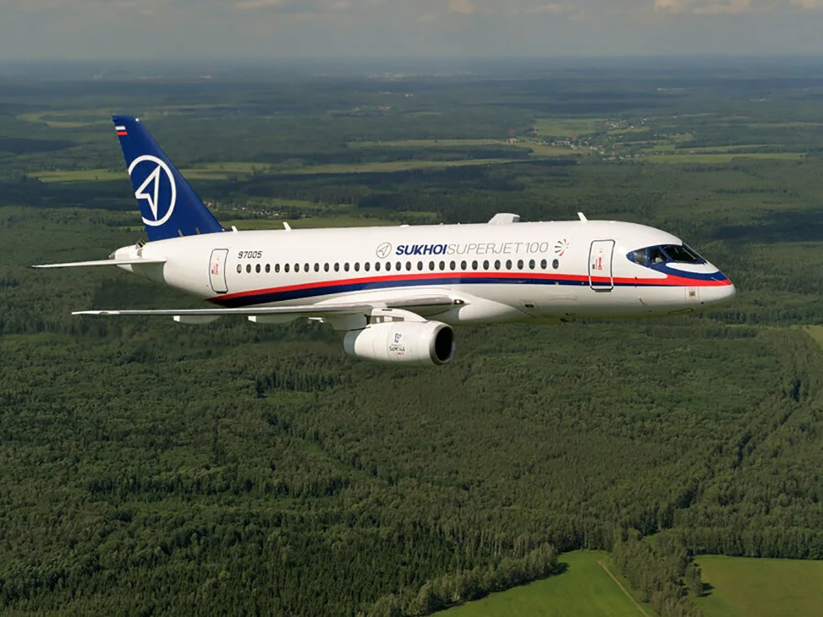 Sukhoi superjet 100 фото самолета