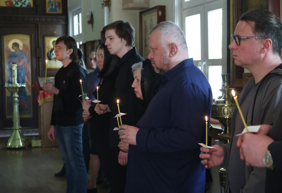Родственники на церемонии прощания с Еленой Ульяновой — двоюродной правнучкой Владимира Ленина