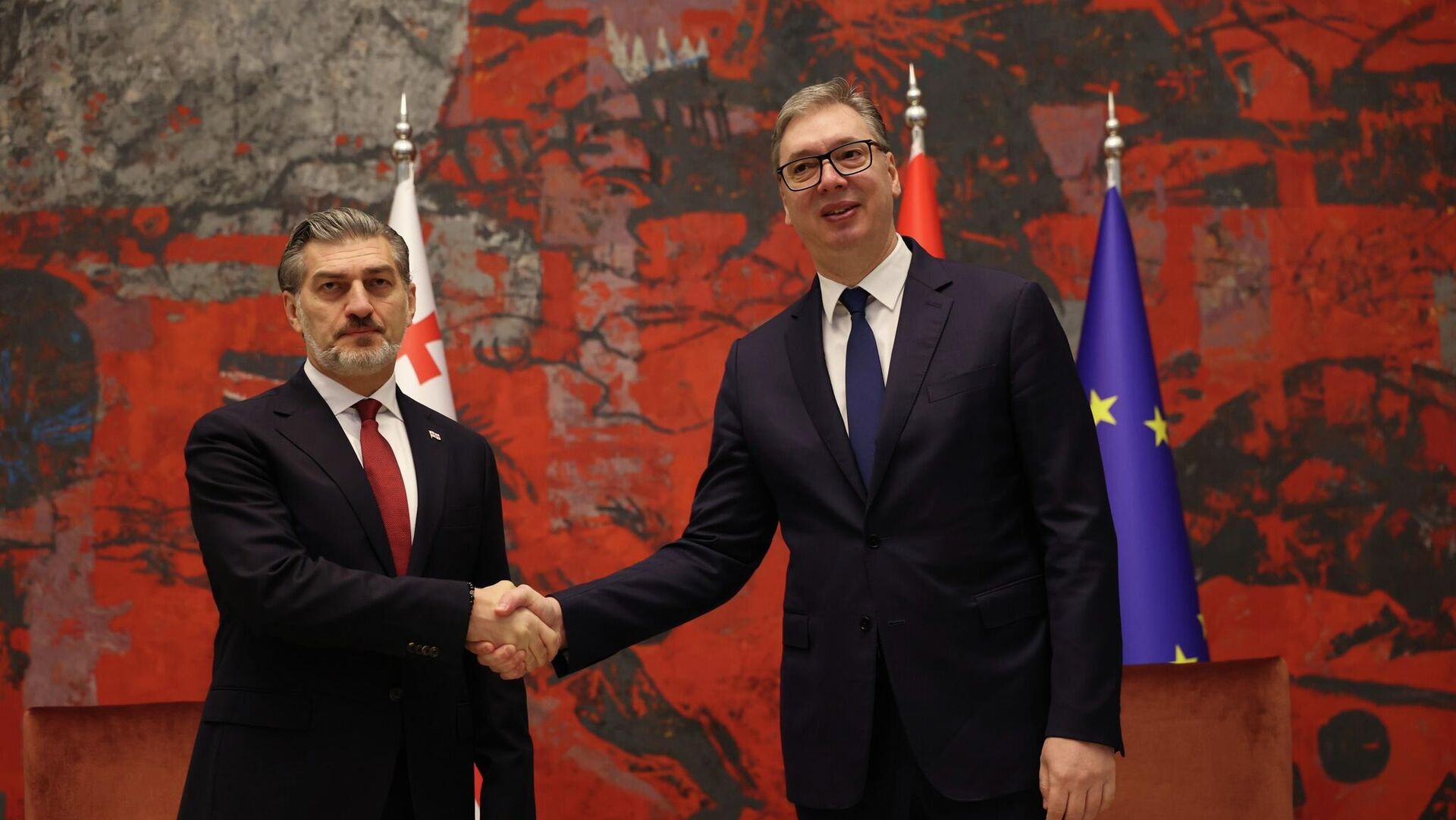 Президент Грузии Михаил Кавелашвили и президент Сербии Александр Вучич - Sputnik Грузия, 1920, 18.12.2025