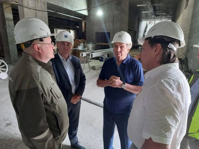 Под ее руководством. Под ее руководством