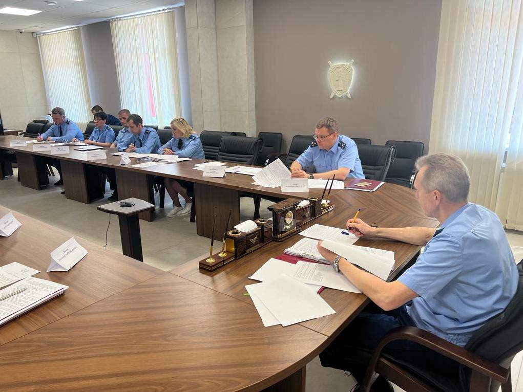 прокурор республики мордовия лапин. прокурор красноярска лейзенберг. заседание межведомственной рабочей группы. усман правительство чечни. коллектив прокуратуры.