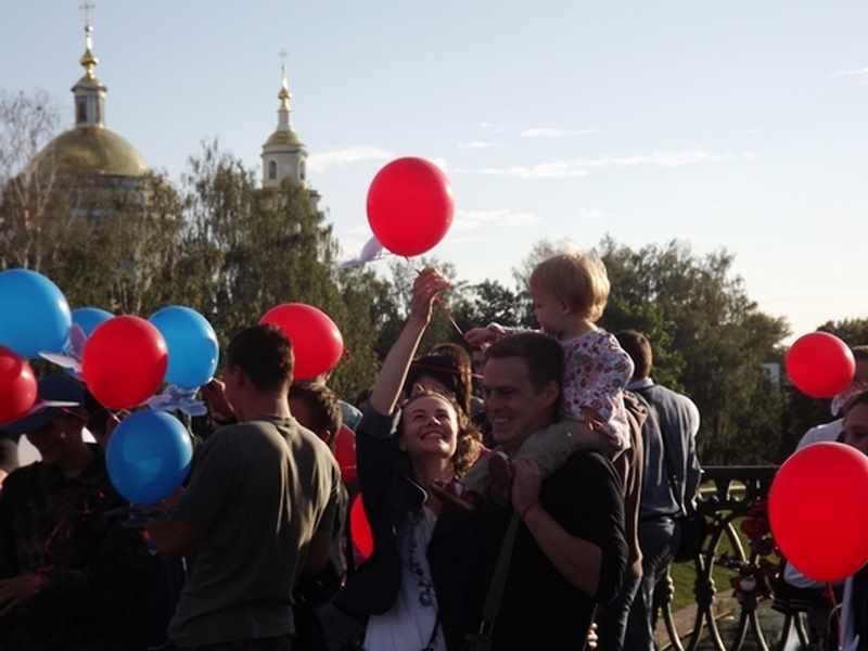 Брянцам напомнили о запретах на праздничных мероприятиях