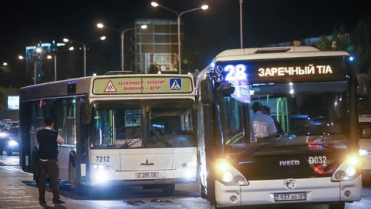 Автобус кз. Автобусы Астана. Астана автобусы 2024. Устроится водителем автобуса Нурсултан. Ужасные автобусы в Астане