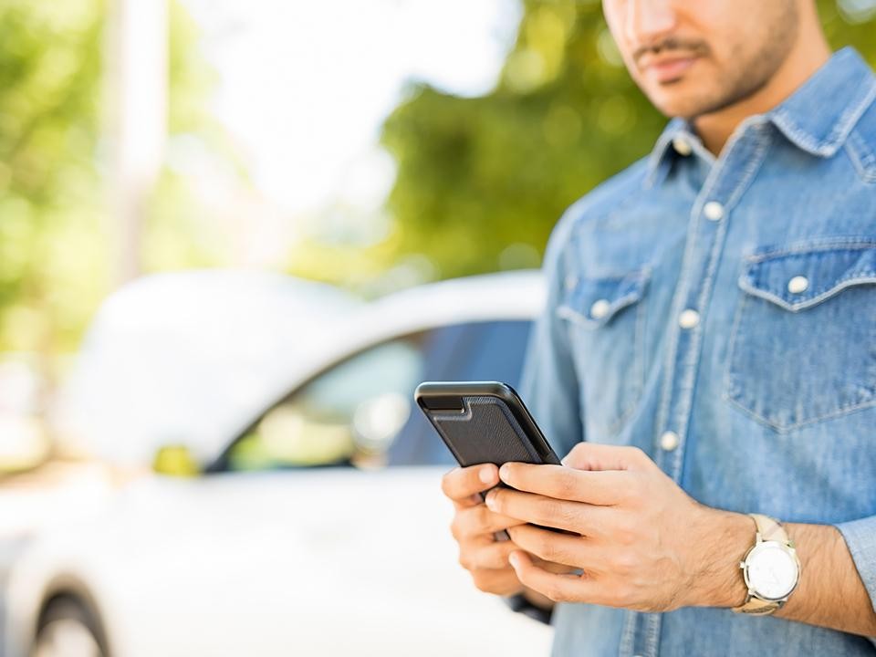 В WhatsApp* устранили уязвимость, позволявшую взламывать iPhone одним сообщением