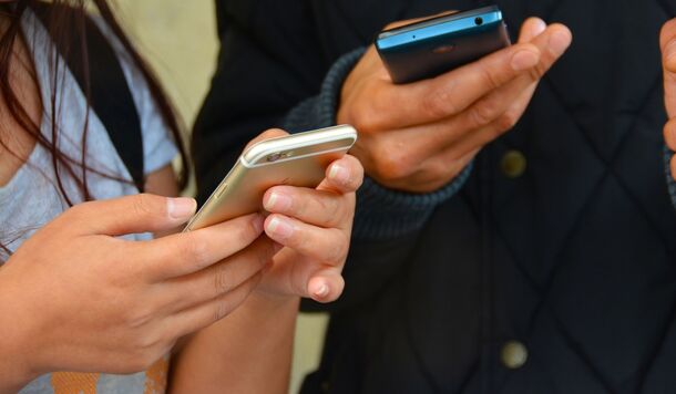 Нажми на кнопку: более трети россиян готовы полностью отказаться от смартфонов