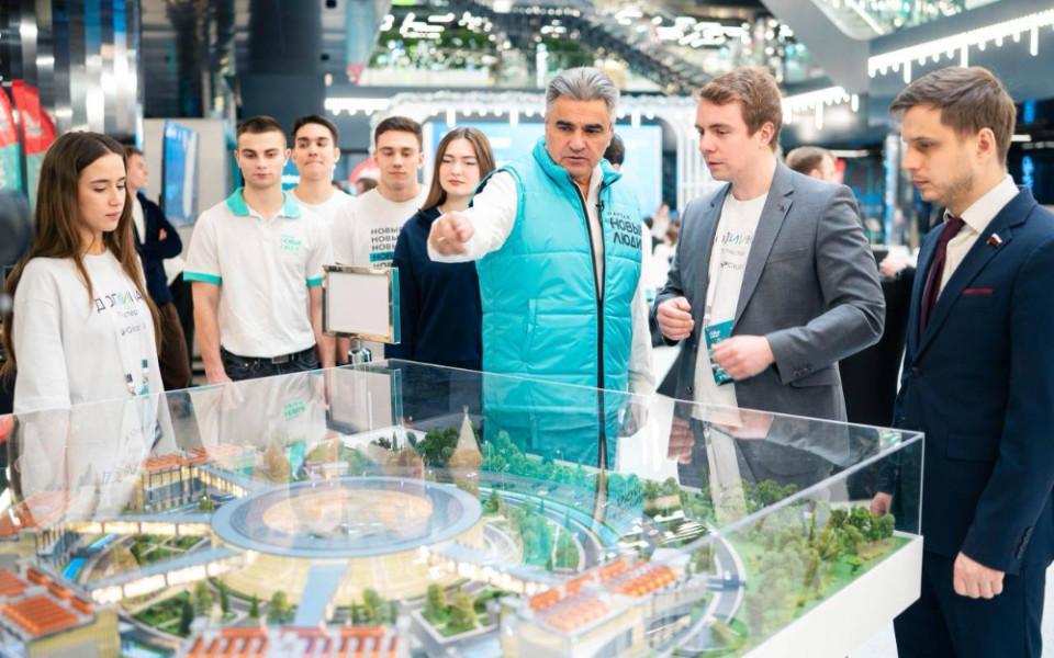 Партия «Новые люди» активно внедряет ИИ-технологии по всей России