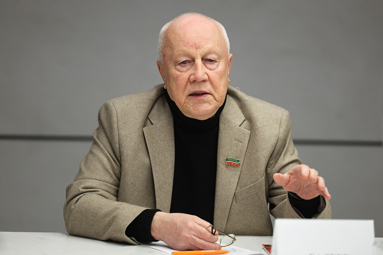 Марат Галеев: «Сегодня цифровизация бизнес-процессов — одно из глобальных преимуществ в конкурентной борьбе. А мы здесь как малые дети еще. У нас менталитет мешает»