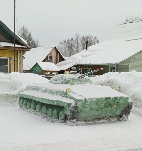 На западе Вологодской области появились танки